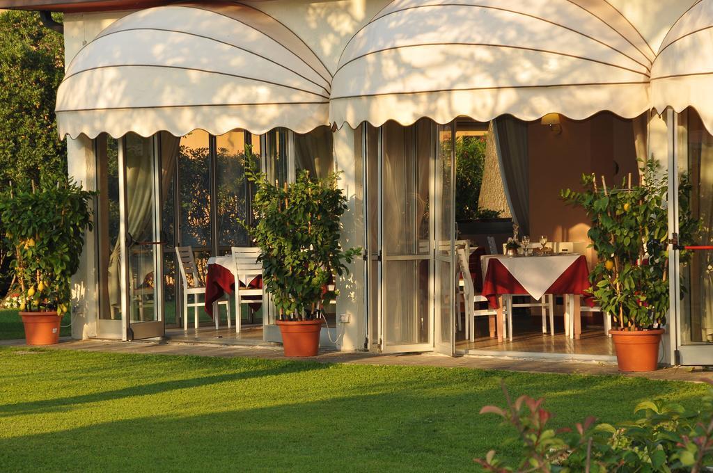 La Quiete Park Hotel Manerba del Garda Exterior photo