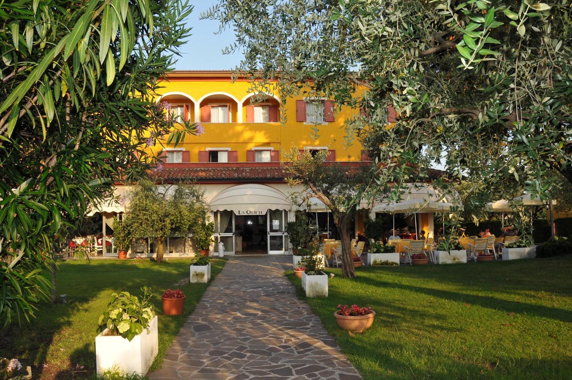 La Quiete Park Hotel Manerba del Garda Exterior photo